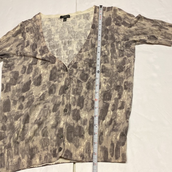 Talbots Short Sleeve Knit Sweater Cardigan V-Neck Women’s M Button Front Grey - Picture 10 of 11